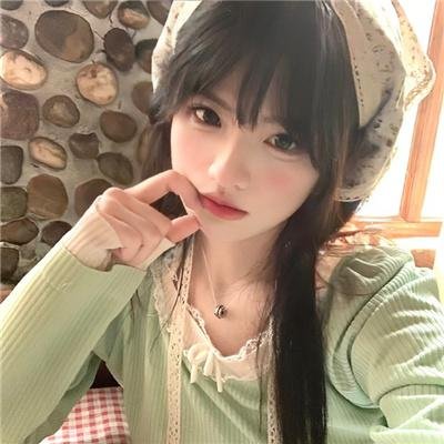沙滩上的夏娃 封面