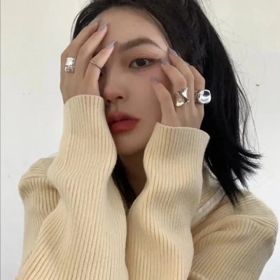 凡妮莎海辛第五季 封面